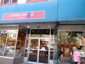 OLYMPUS DIGITAL CAMERA